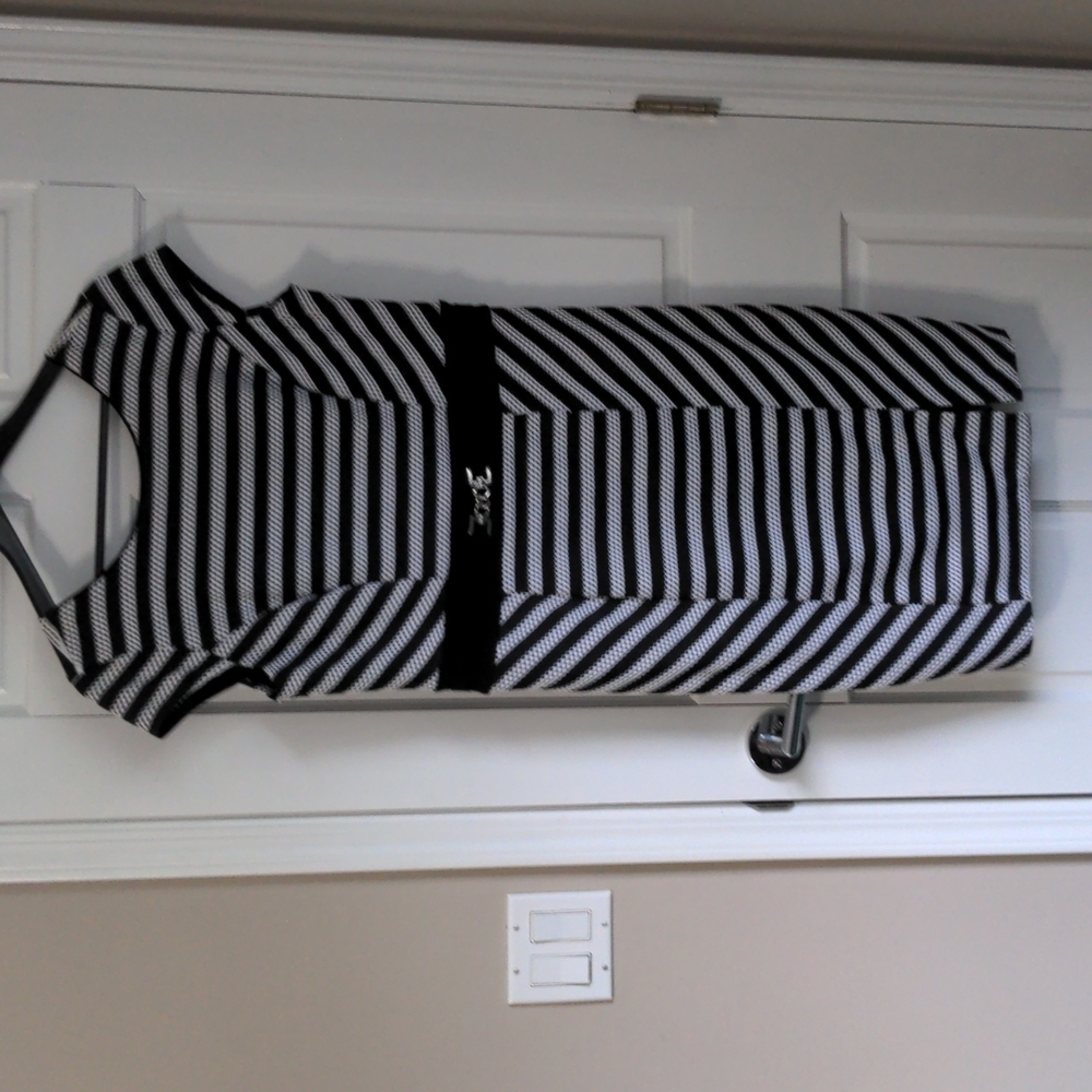 White House Black Market Dress NWT 12